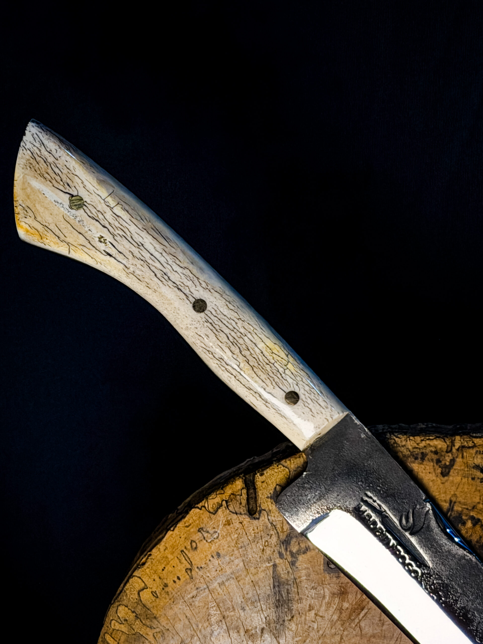 Língua de Chimango Made in Fogo 11" cabo em Osso Fossilizado - Imagem 2